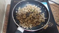 葱油肉酱拌面