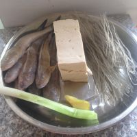 光鱼豆腐粉条汤