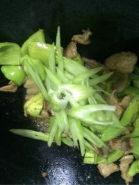 青椒炒肉
