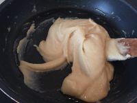 广式莲蓉月饼