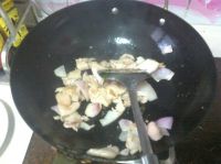 五花肉干扁豆炖粉条