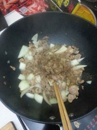 爆炒羊肉