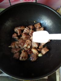 牛肉烧萝卜