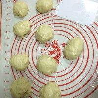 毛毛虫面包