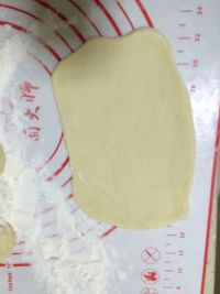 毛毛虫面包