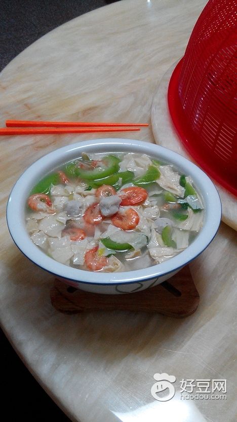 丝瓜腐竹鲜虾汤