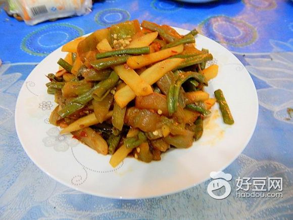 香辣豆角烧青茄子