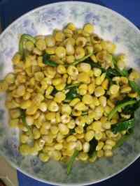 玉米炒菠菜