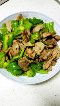 里脊肉炒青椒