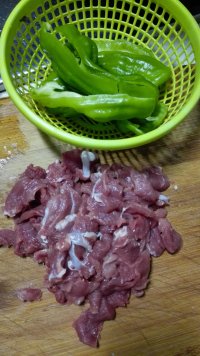 里脊肉炒青椒