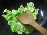 牛肉酱圆白菜粉皮年糕