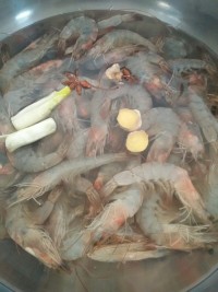 盐水煮虾