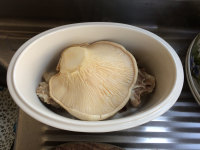 白灵菇龙骨汤