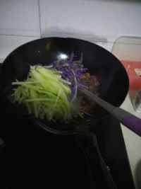 萝卜丝炒肉