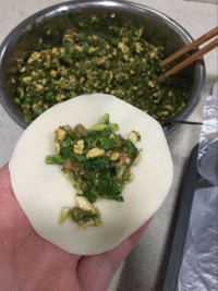 鸡蛋芹菜煎饺