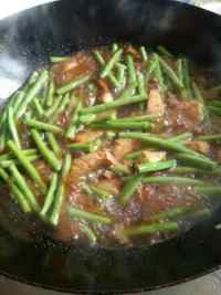 豆角炖肉
