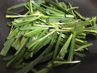 孜然炒韭菜