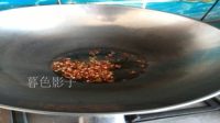 饮料瓶里的豆芽菜