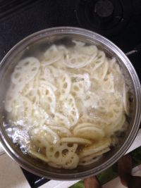 清炒藕片