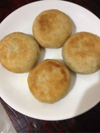 生煎豆渣酸菜馅饼