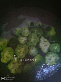 毛毛虫饭团