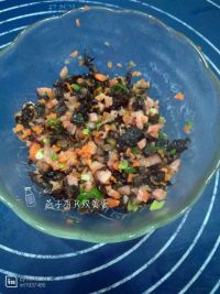 毛毛虫饭团