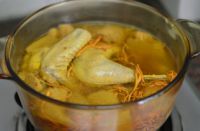 猴菇虫草花鸡汤