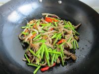 蒜薹炒羊肚
