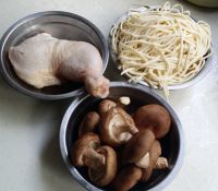 香菇鸡肉面