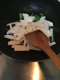 青椒炒茭白