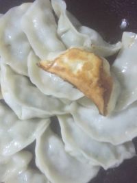 锅贴饺子