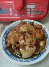 鱼鳍炖豆腐