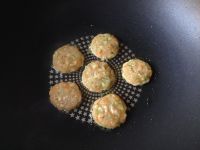 鲜虾小肉饼