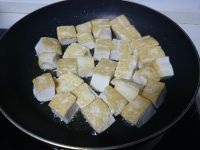 金针豆腐煲