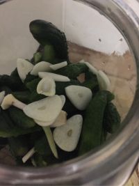 腌小黄瓜