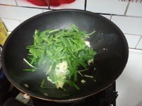 鸡蛋炒韭菜