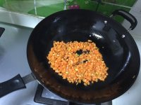 胡萝卜蛋炒饭