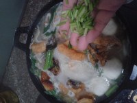 鱼丸油菜煮面汤