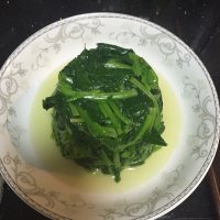 麻酱菠菜墩