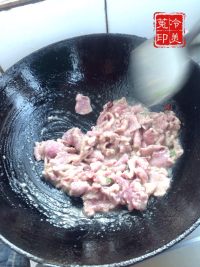 孜然粒炒羊肉