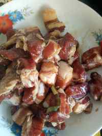五花肉炖干豆腐