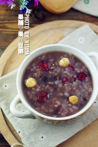果脯坚果红豆粥