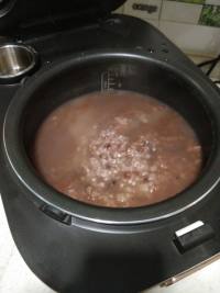 果脯坚果红豆粥