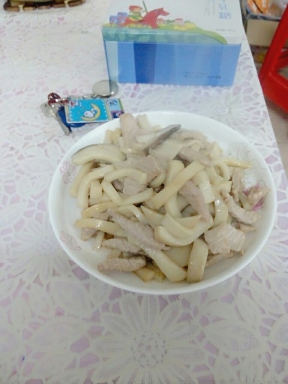 杏鲍菇炒肉丝