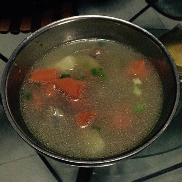 胡萝卜土豆排骨汤