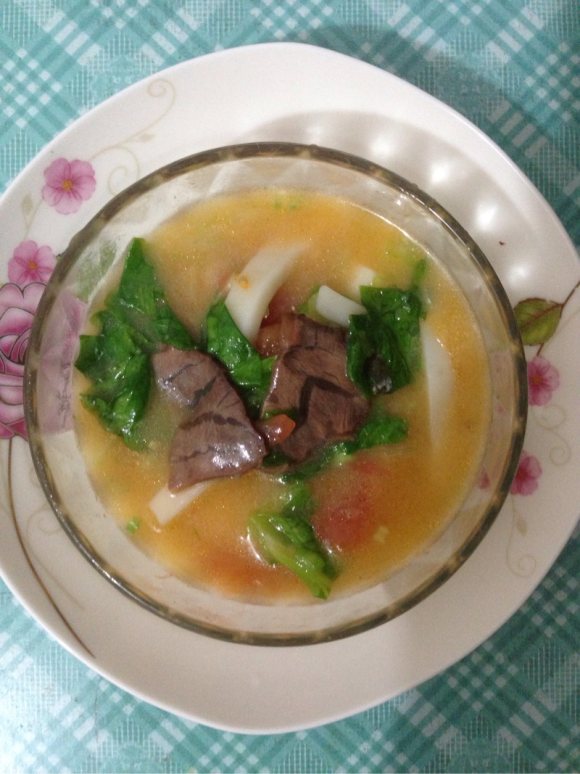 牛肉蔬菜年糕汤