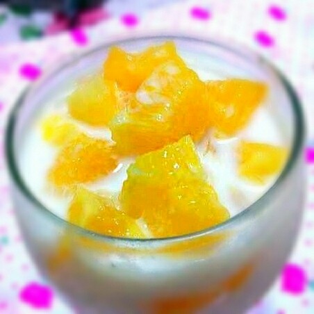 水果酸奶