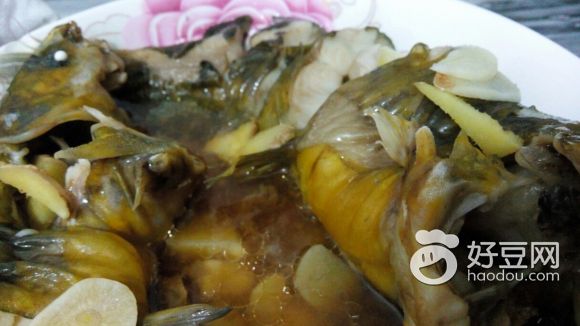 姜蒜豉汁蒸黄骨鱼