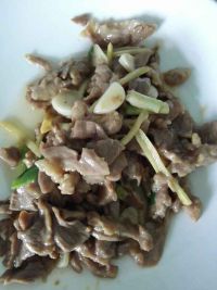 杏鲍菇炒肉片
