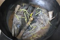 鲅鱼头泡饼